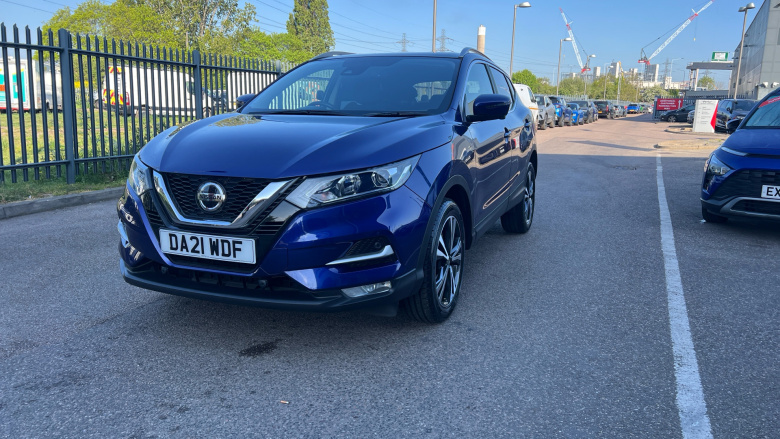 Nissan Qashqai 1.3 DiG-T 160 [157] N-Connecta 5dr DCT Glass Roof Petrol Hatchback